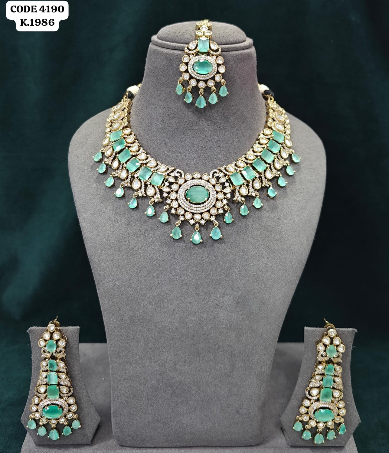 Necklace Set 013